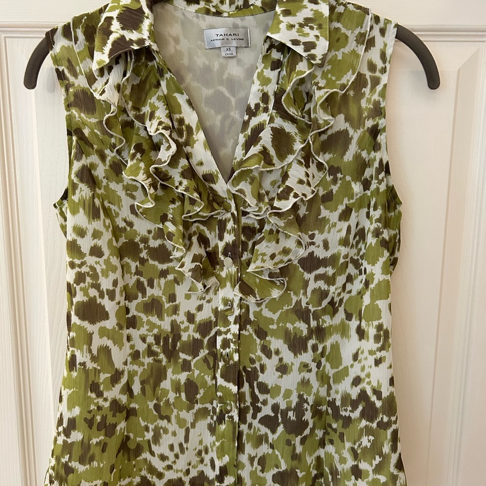 Tahari Green and Brown Sleeveless Ruffle Top